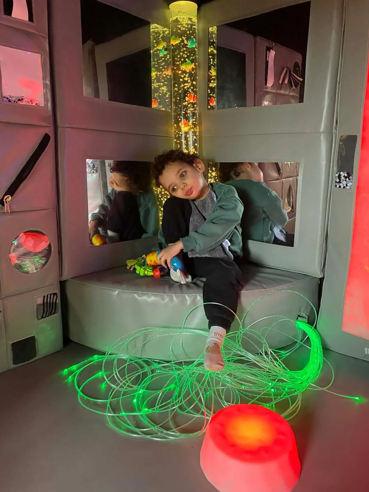 The sensory room with fibre-optic lights